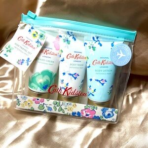 Cath Kidston  patchouly, mint Bath & Body Travel Set - Blue and White